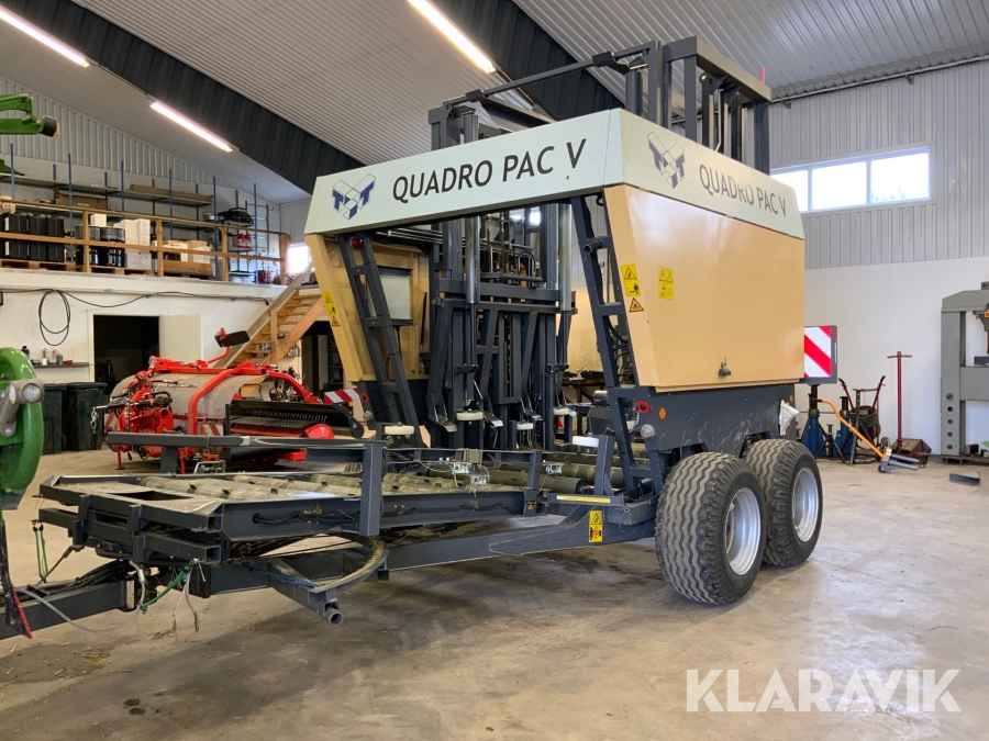 Staplarvagn för fyrkantsbalar Quadro Pac V