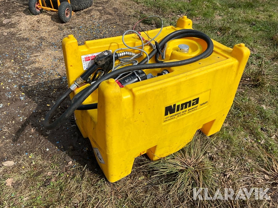 Dieseltank med 12V pump Nima