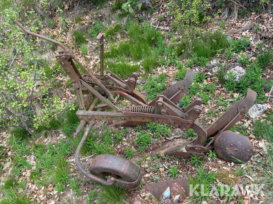 Plog 2-skärig Kverneland