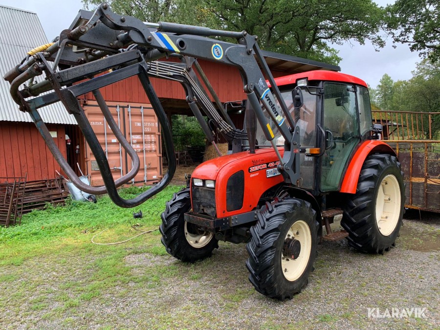 Traktor Zetor 4341