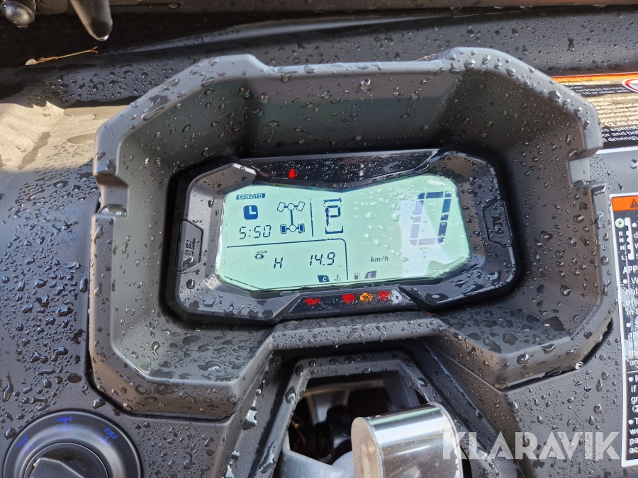 UTV CF Moto Uforce 1000 med utrustning/ 15 h