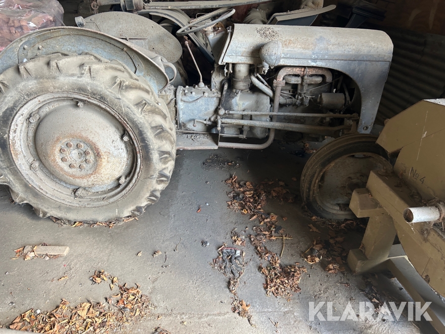 Veterantraktor Massey Ferguson