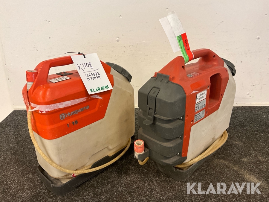 Vattentank med batteridriven pump Husqvarna WT15 2st