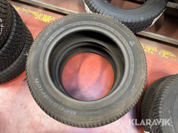 Däck BFGoodrich G-force 215/65R17 2st