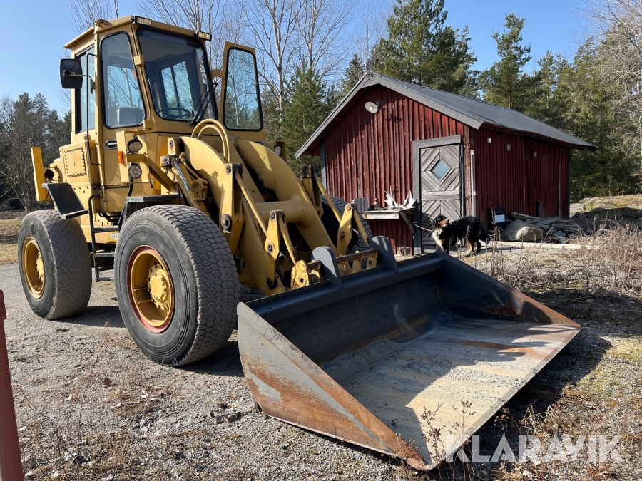 Hjullastare CAT 920 med skopa och gafflar