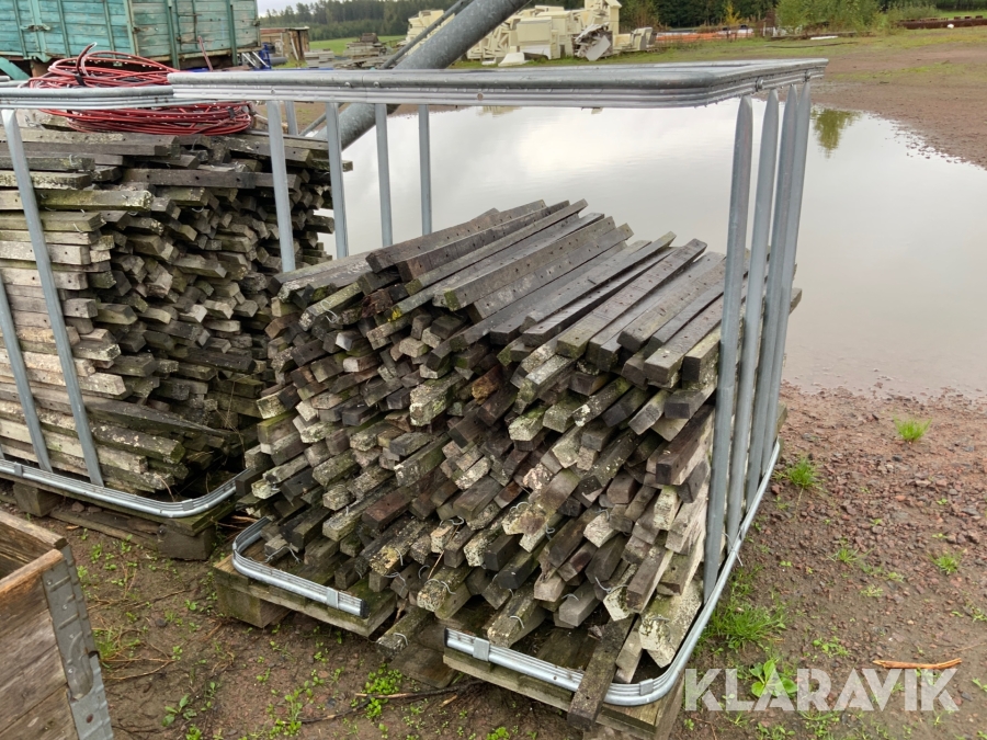 Stolpar för stöttning