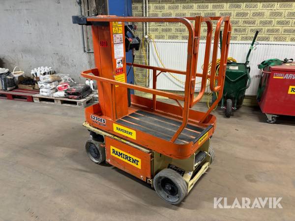 Pelarlift JLG 1230 ES