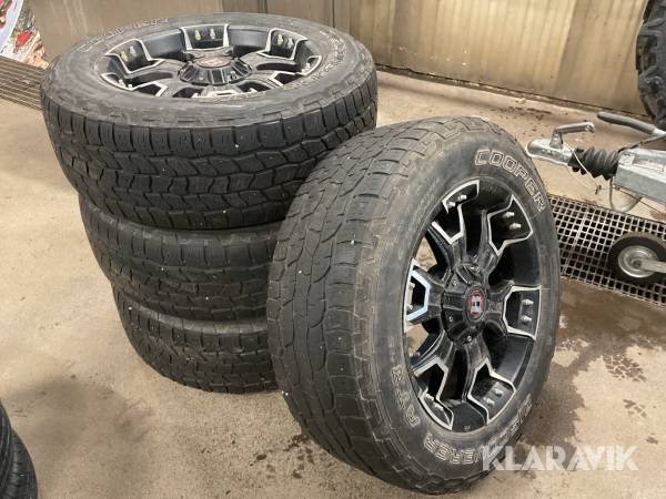 Fälgar Ballistic 275/60R20 4st