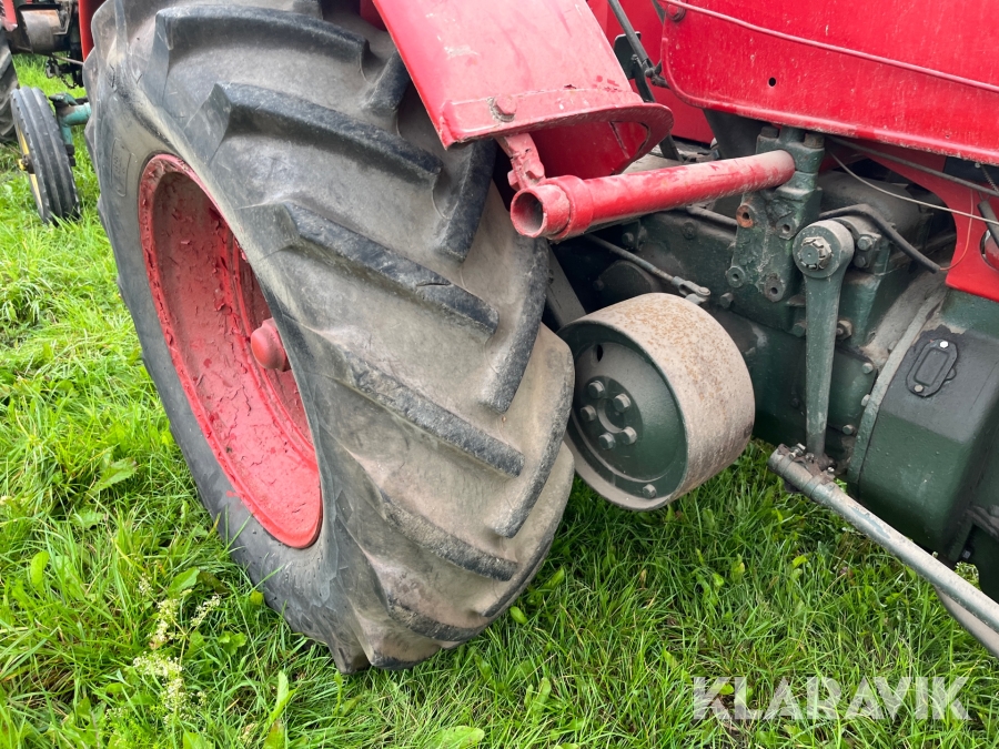 Veterantraktor Volvo BM T43, Norrtälje, Klaravik Auktioner