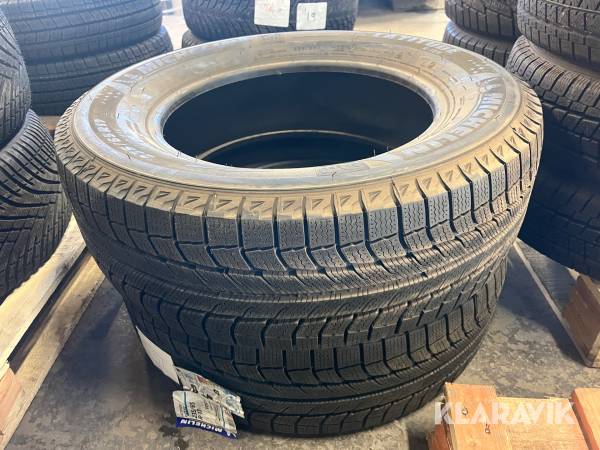 Vinterdäck Michelin 235/65-17 2 st