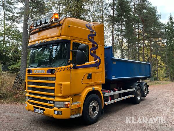 Lastväxlare Scania 144 530 V8 med Lastväxlarflak