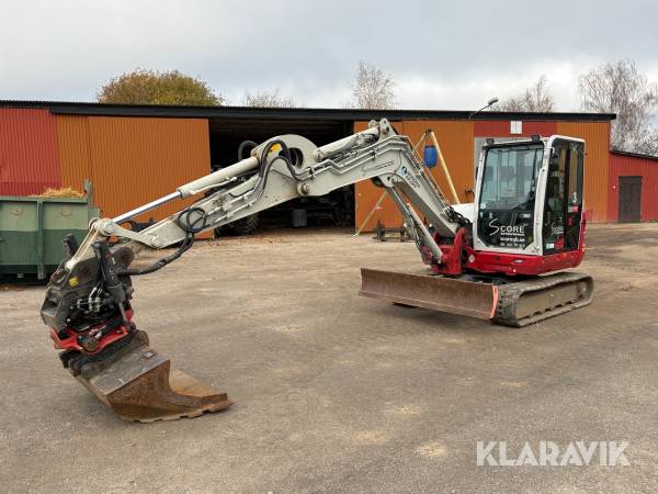 Grävmaskin Takeuchi TB370 med tiltotator & planeringsskopa