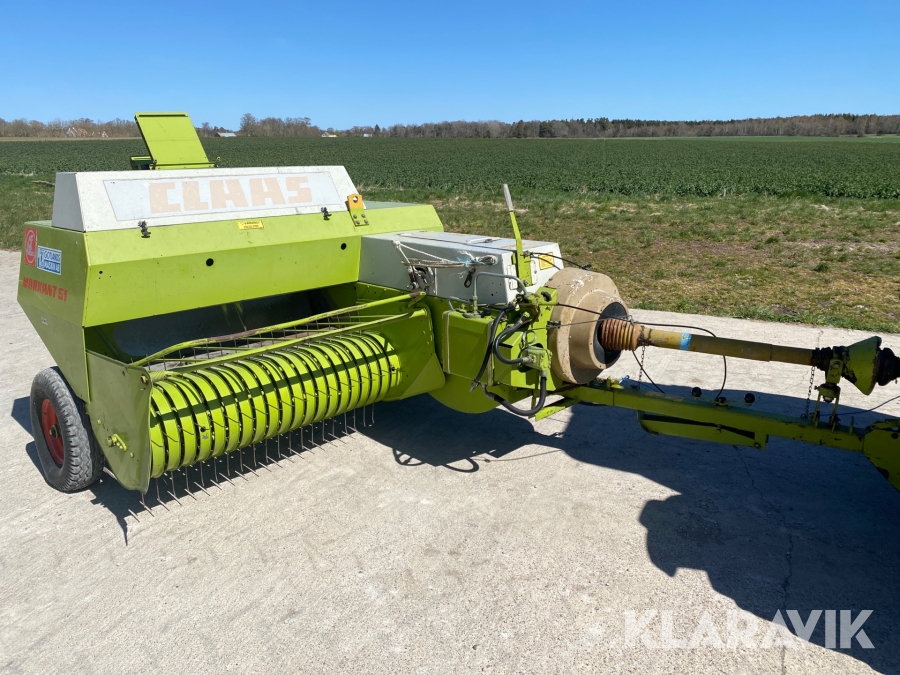 Hårdpress Claas Markant 51 med balkastare