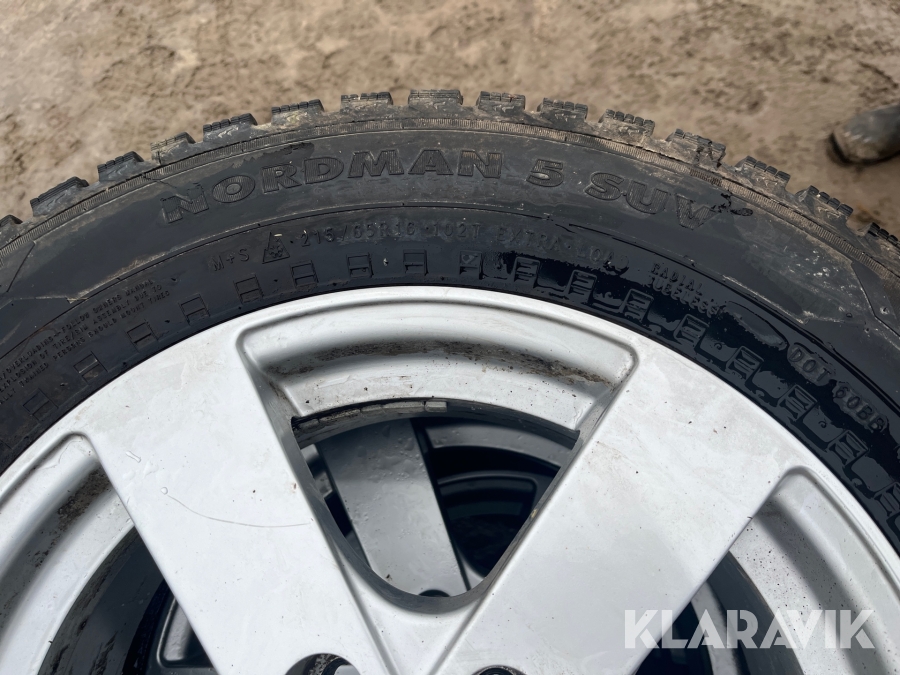 Dubbdäck på fälg Nokian Nordman 5 Suv 215/65R16, Gotland, Kl