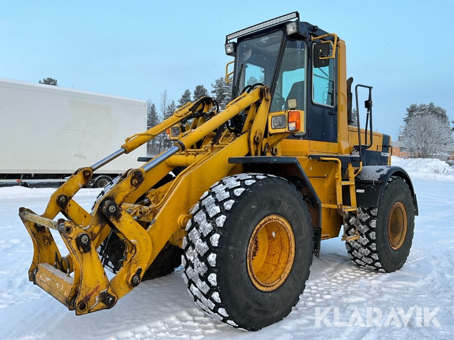 Hjullastare Komatsu WA250-1