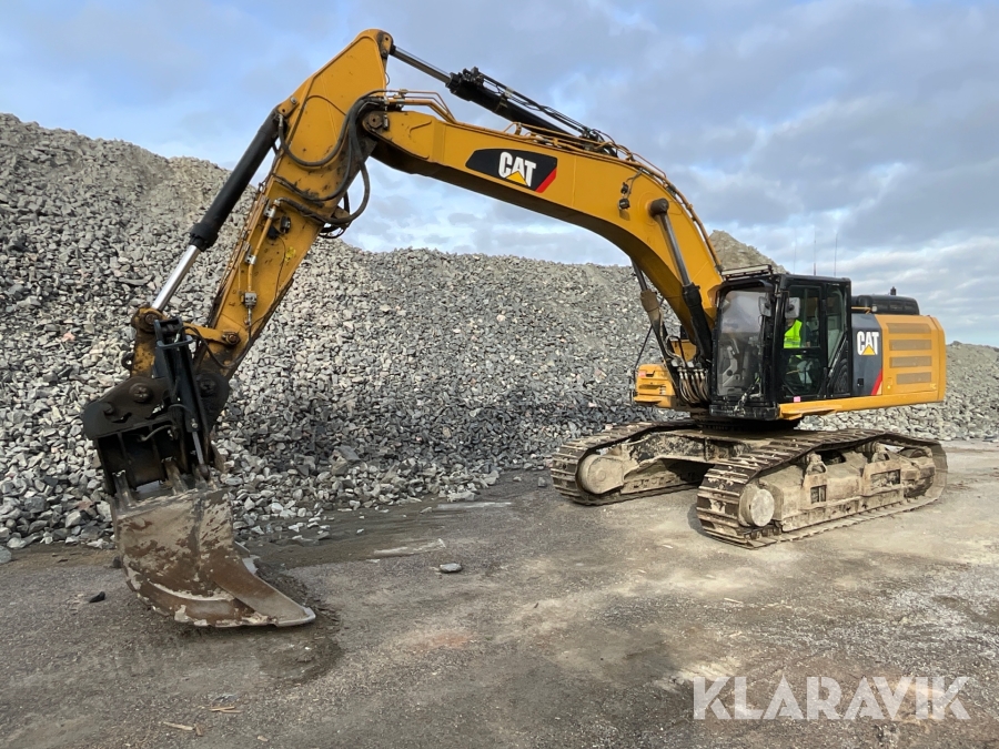 Bandgrävare / Grävmaskin CAT 340F maskinstyrning Leica 3D samt redskap