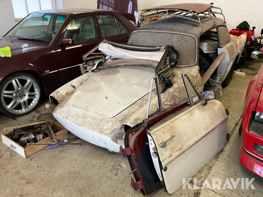 Veteranbil Renault Caravelle Coupé 1.0