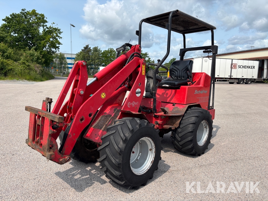 Kompaktlastare Schäffer 2033S