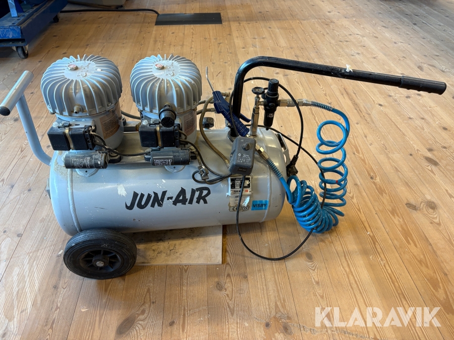 Tystgående Kompressor Jun-air 12-50 model 6
