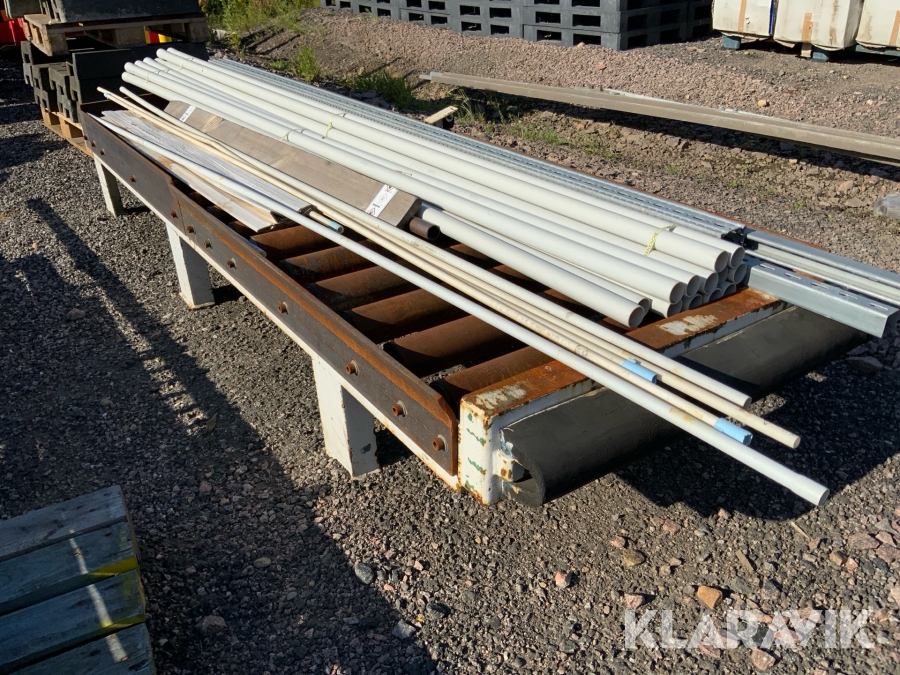 Rullbord med diverse rör