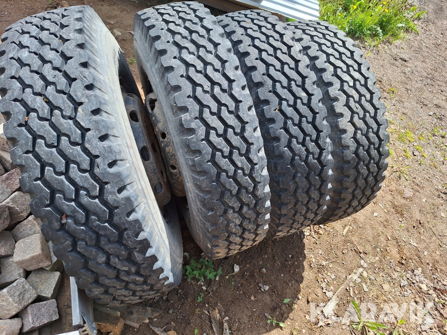 Lastbilshjul 11.00R20 Bridgestone 11.00 R20 -4st