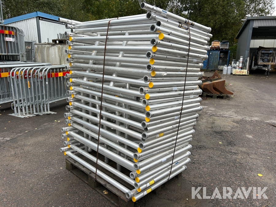 Aluminiumramar Custers ca 43 st