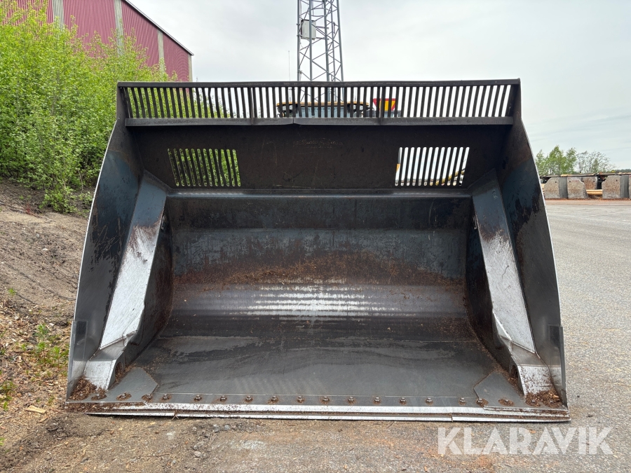 Högtippande flisskopa Ufo HTS 12m3