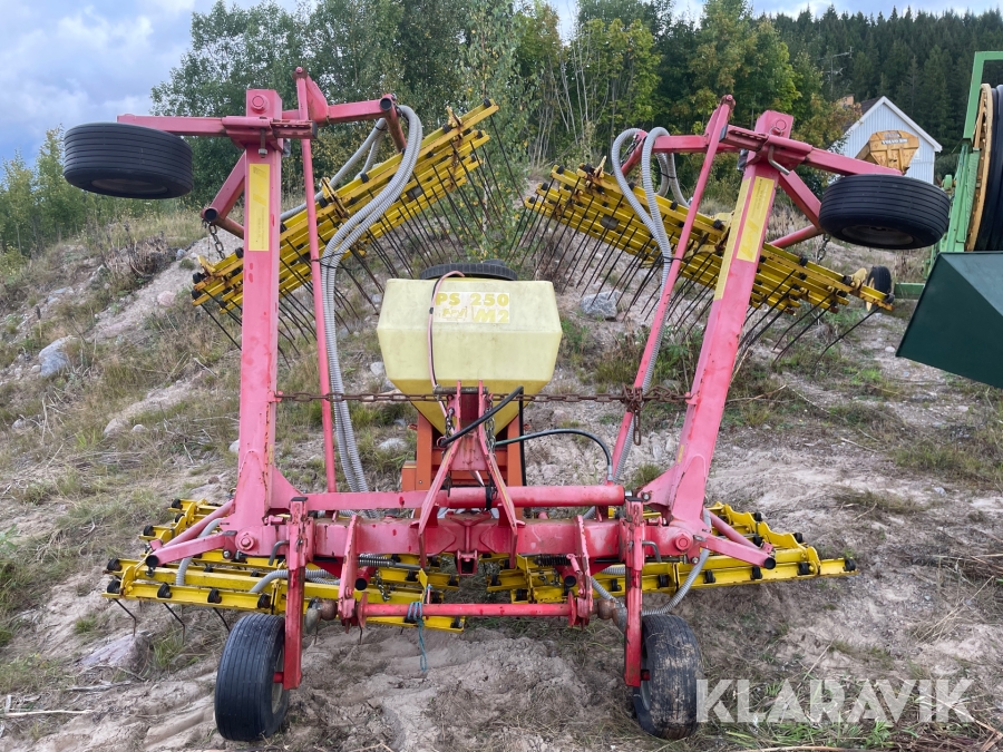 Frösåmaskin med långfinger harv Pöttinger PS259 APV