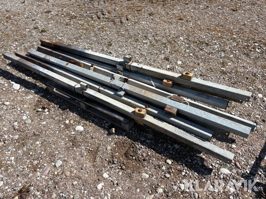 Stolpar till grindar Bygglant 70x70x 3000mm 8st