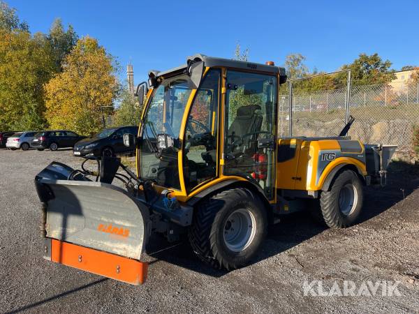 Redskapsbärare Belos Trans Giant med vikplog & sandspridare