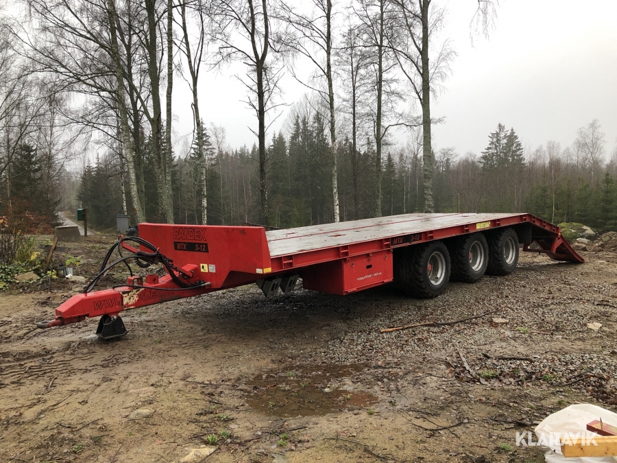 Maskintrailer Randex till traktor