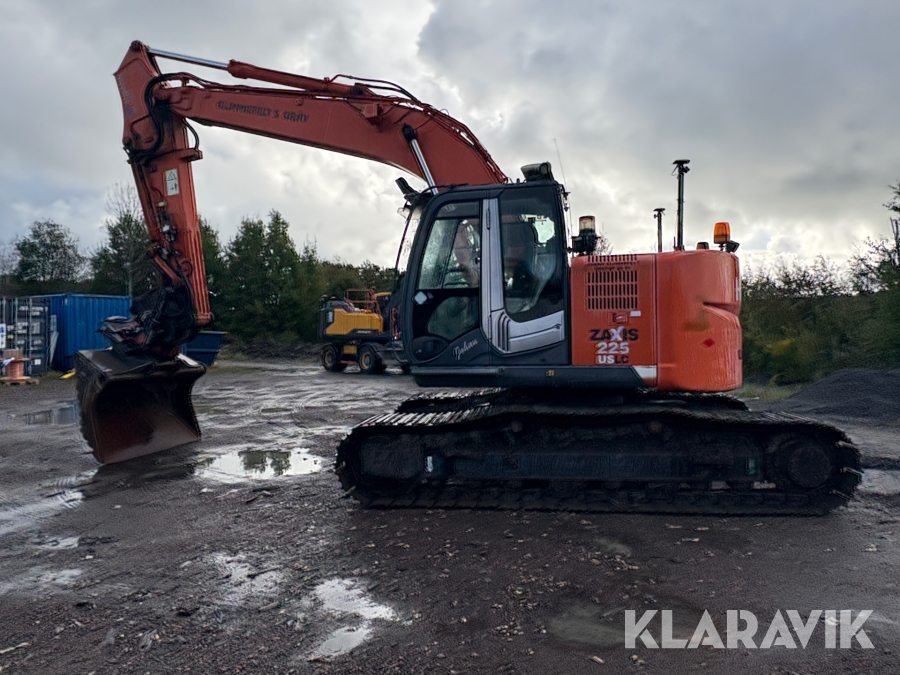 Bandgrävare Hitachi ZX 225 US LC-3