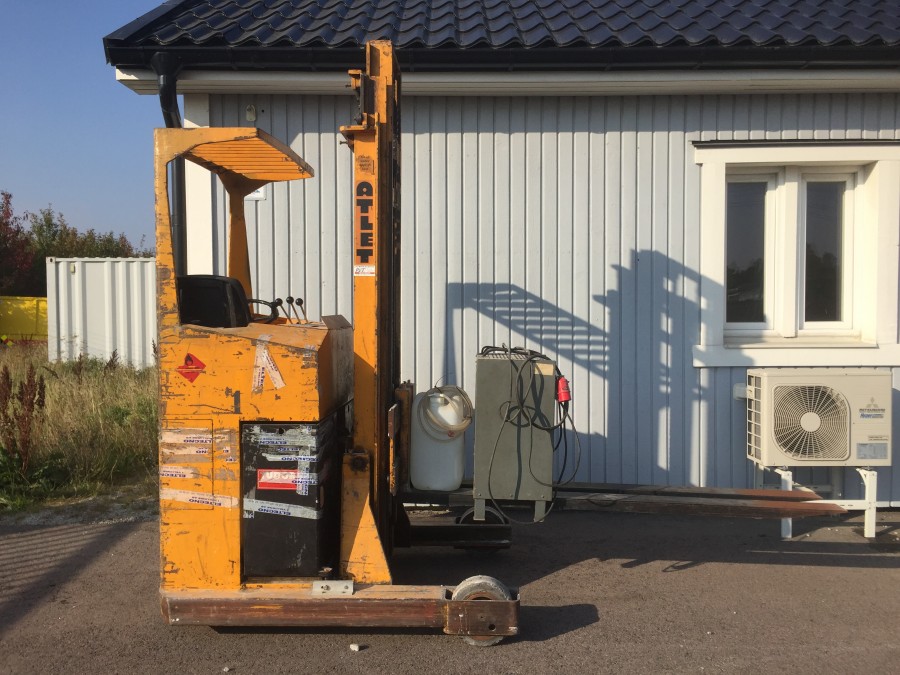 Skjutstativstruck / Staplare