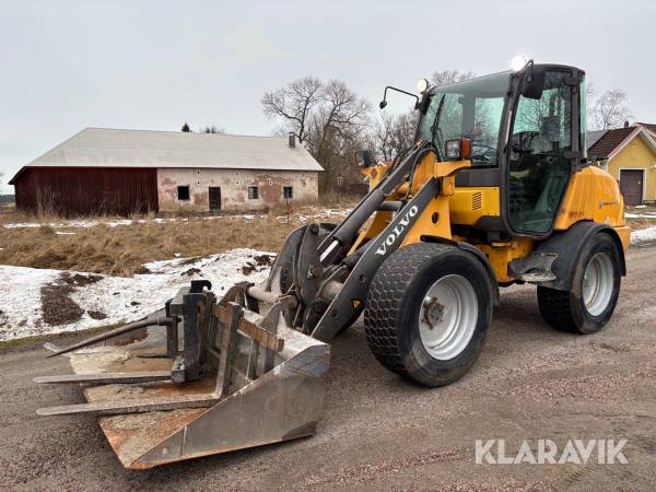 Hjullastare Volvo L25B med 3 st redskap