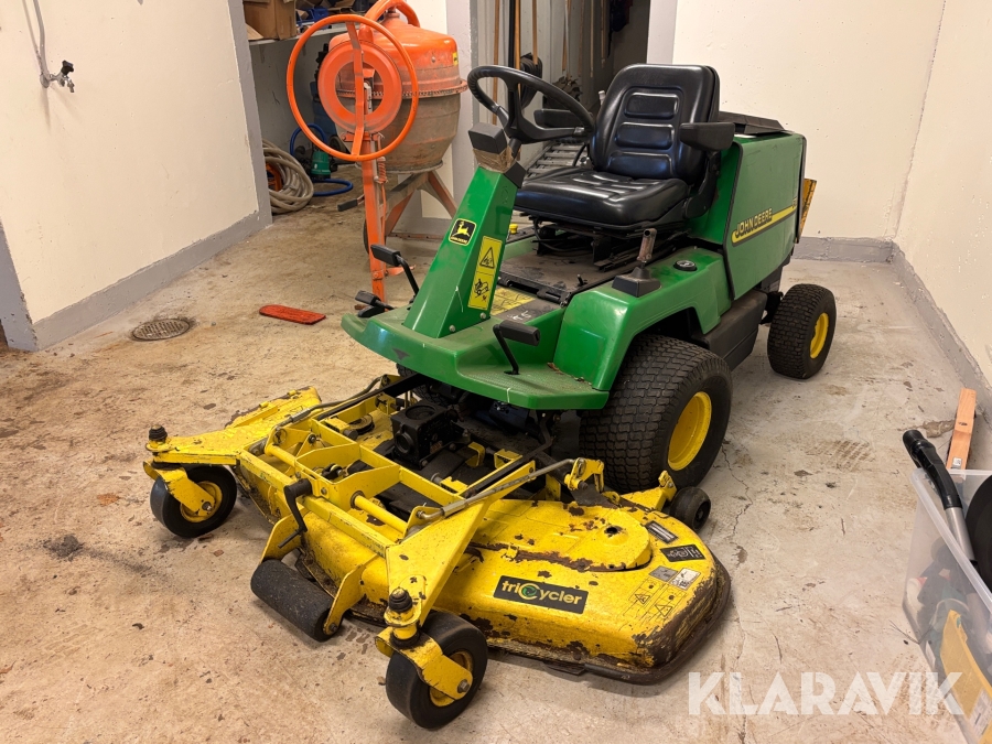 Gräsklippare John Deere F725