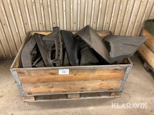 Diverse fordonsdelar Scania