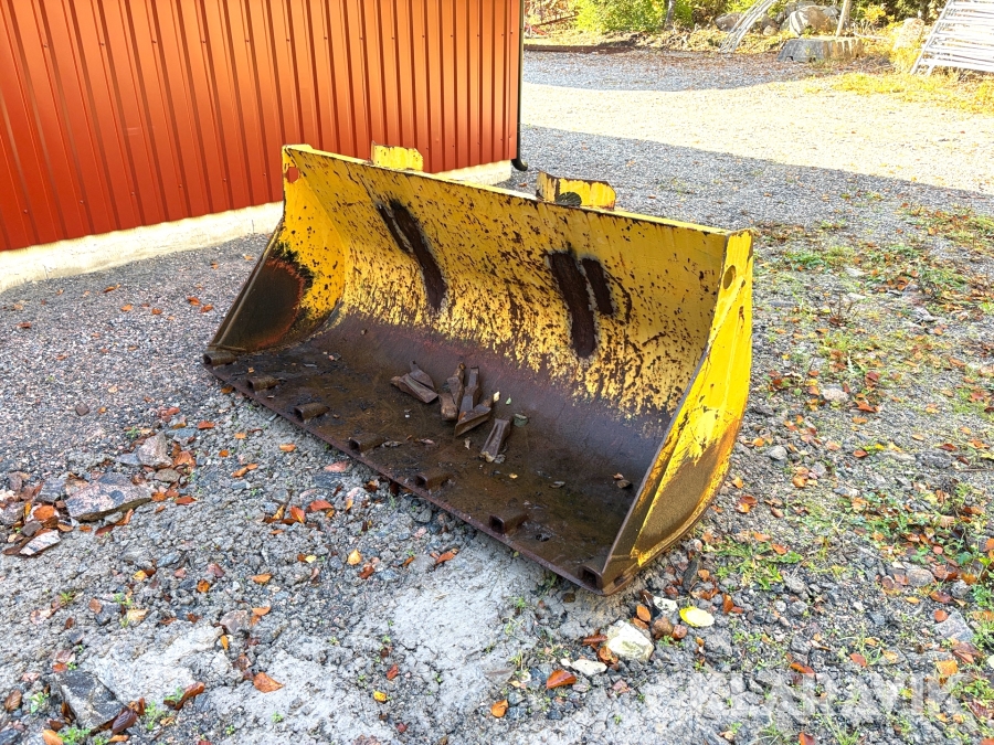 Skopa Volvo BM Stora BM