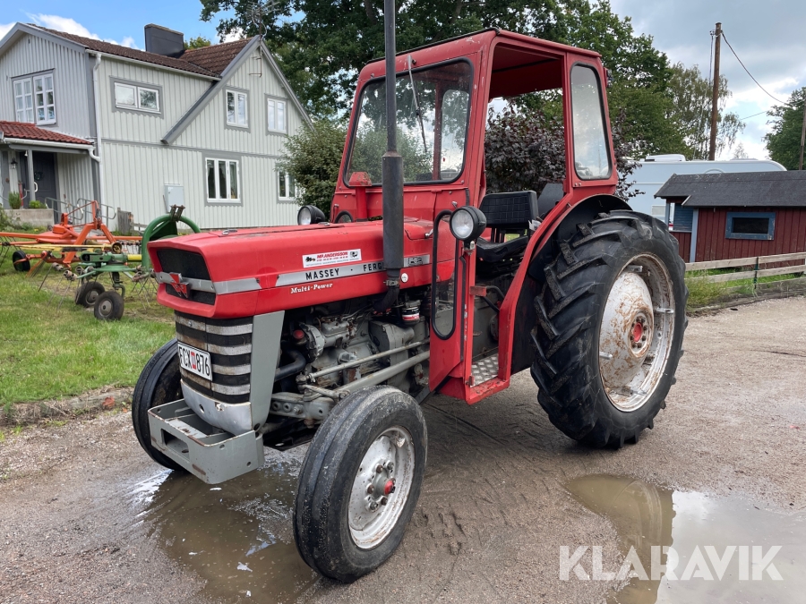 Traktor Massey Ferguson 135