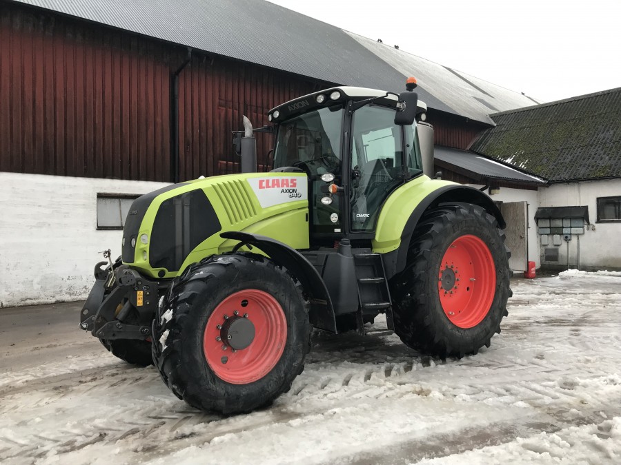 Traktor Claas Axion 840