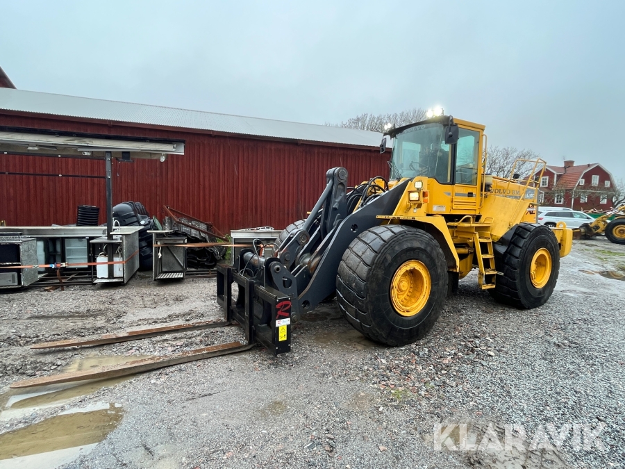 Hjullastare Volvo BM L180 med 2st redskap
