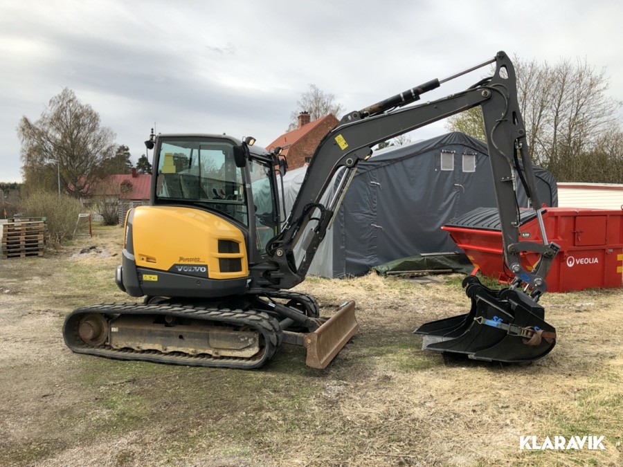 Grävmaskin Volvo  ECR 50D med tre skopor