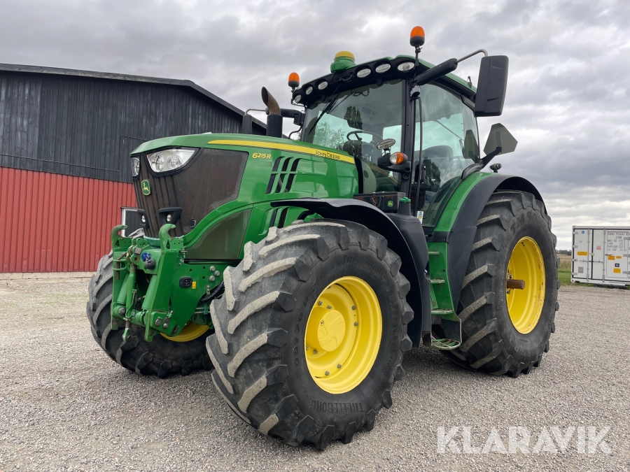 Traktor John Deere 6215 R