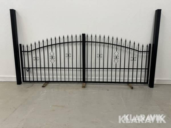 Motorstyrd smidesgrind Staketgrossisten Boden 400x150cm Ny