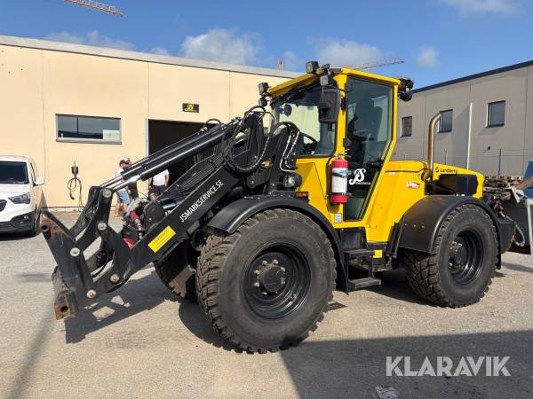 Hjullastare Lundberg 8250 med redskap