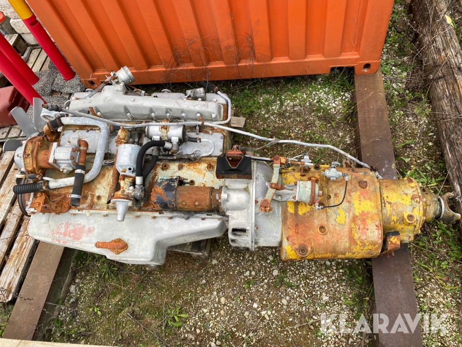 Motor Scania 110 DS11 med växellåda