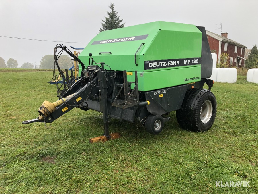 Rundbalspress Deutz-Fahr MP130