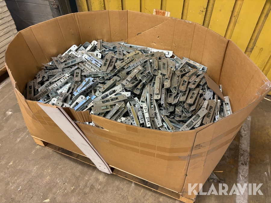 Ytterdörrs slutbleck Dorma 9008