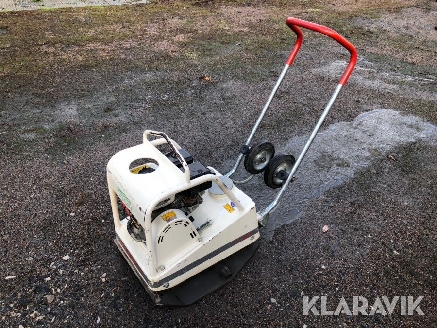 Markvibrator Swepac F90A med vattentank