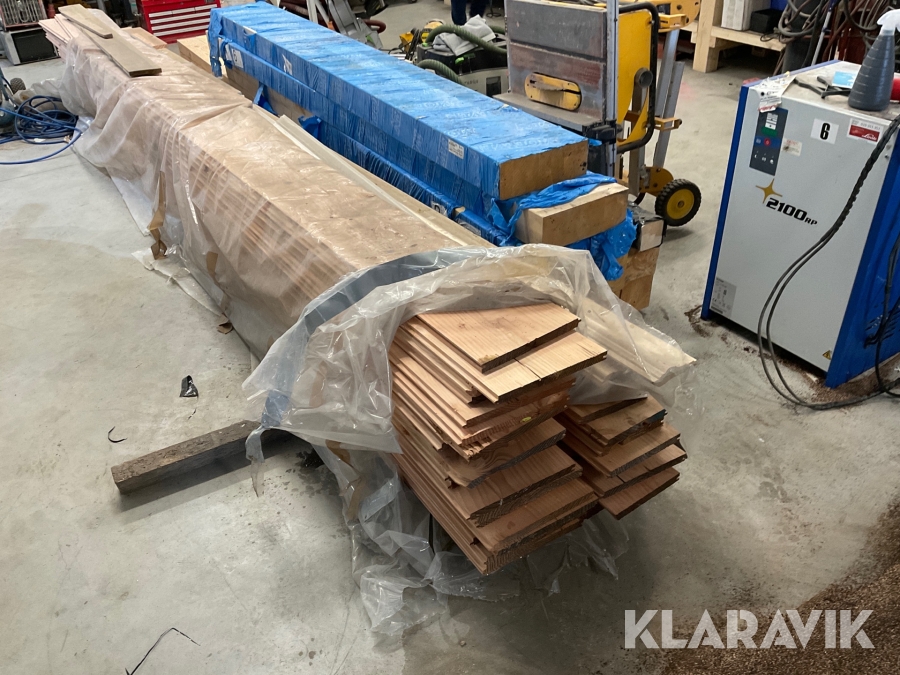 Massivt trägolv Douglas gran 40 kvadratmeter