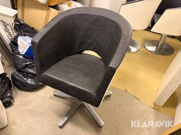 Frisörstol i buffelskinn REM